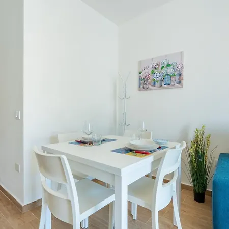 Affittimoderni Casa Fiore Santa Maria